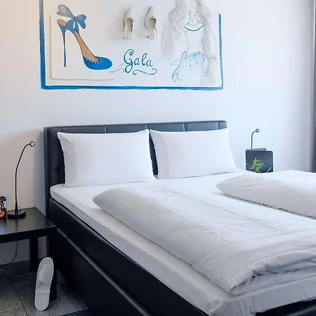 Art Koerschen Otel