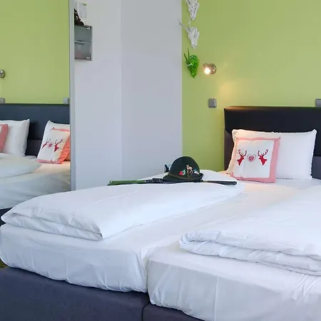 Hotel Art Koerschen 3*