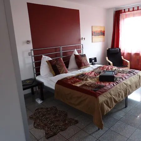 Art Koerschen מלון אסן