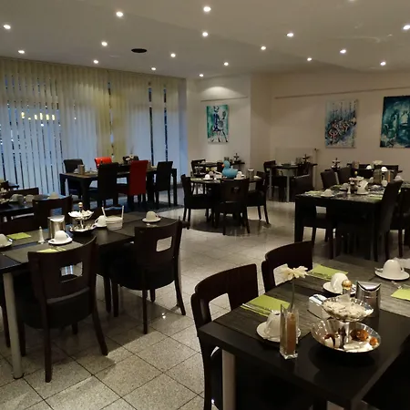 Art Koerschen 3* Essen