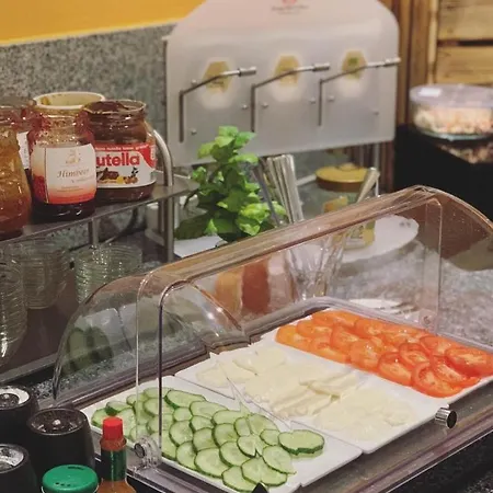 מלון Art Koerschen