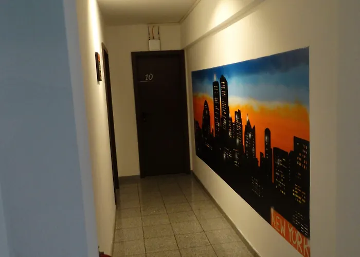 Отель Art Koerschen 3*