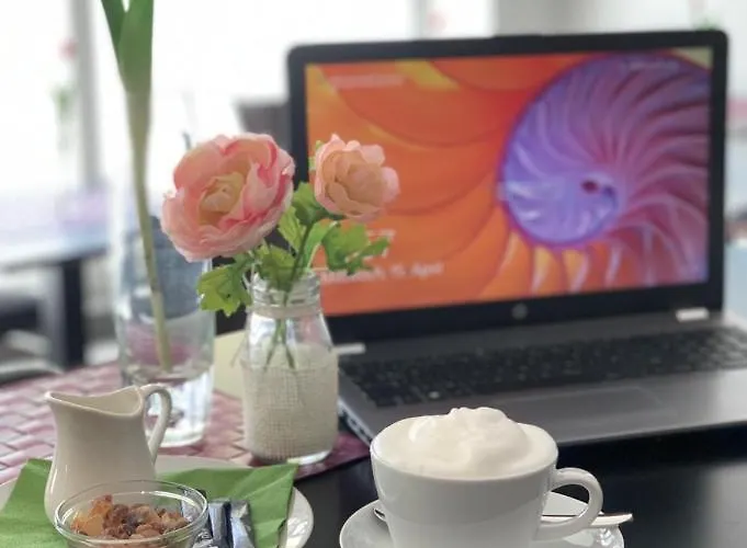 Art Koerschen Отель